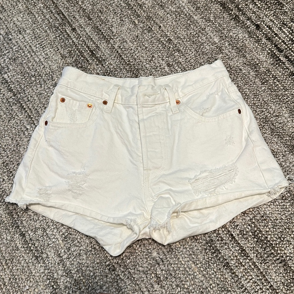 Levi’s 501 Jean Shorts (Size 25)